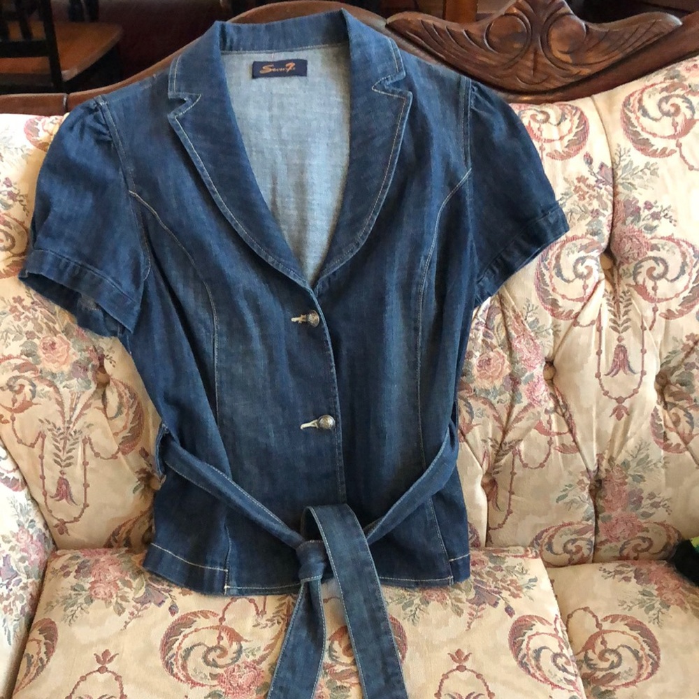 Denim short sleeved jacket/top